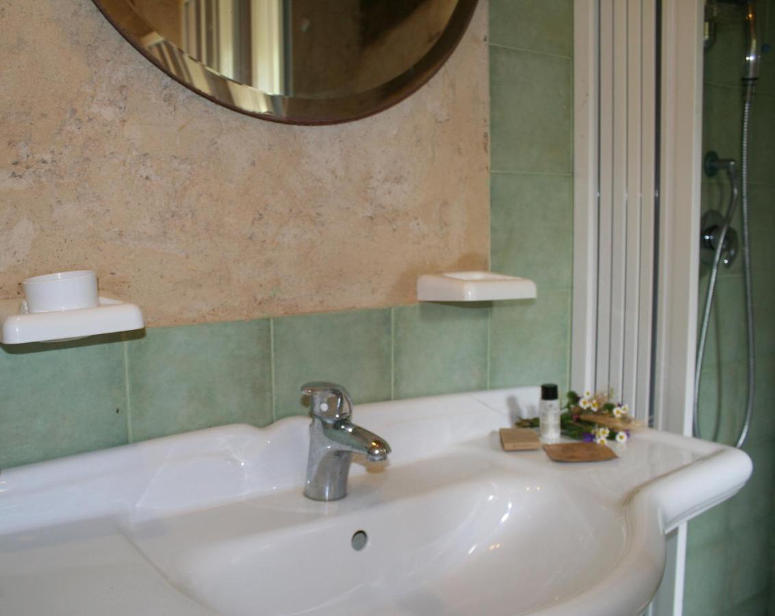 Il Canto Di Kokopelli Country Houses Brattiro Luaran gambar